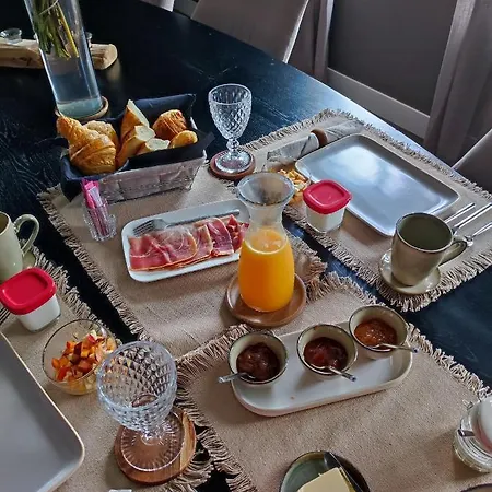Le Clos Des Crins Guest house Pavilly